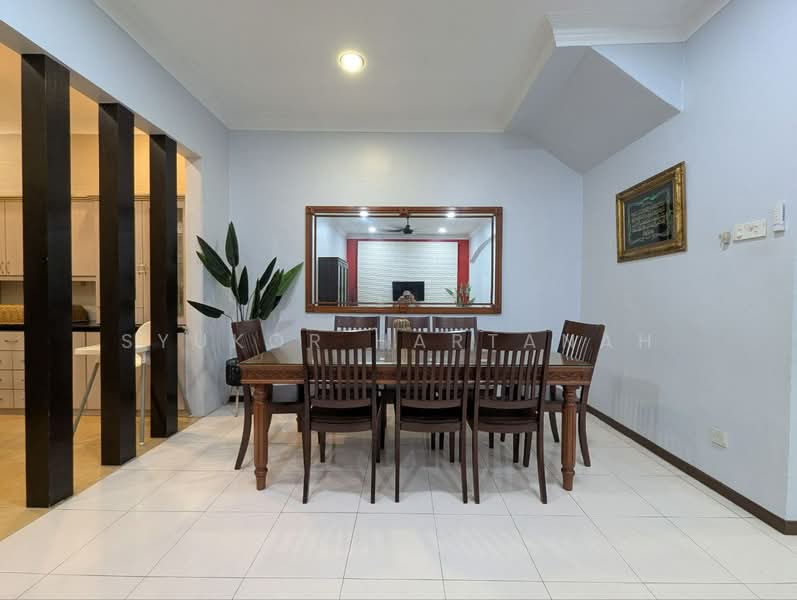 Double Storey Terrace, Jalan Sepah Puteri, Seksyen 5, Kota Damansara untuk Untuk Dijual - RM 1,080,000, Mac 2026 - Dining Room - PropertyGuru.com.my