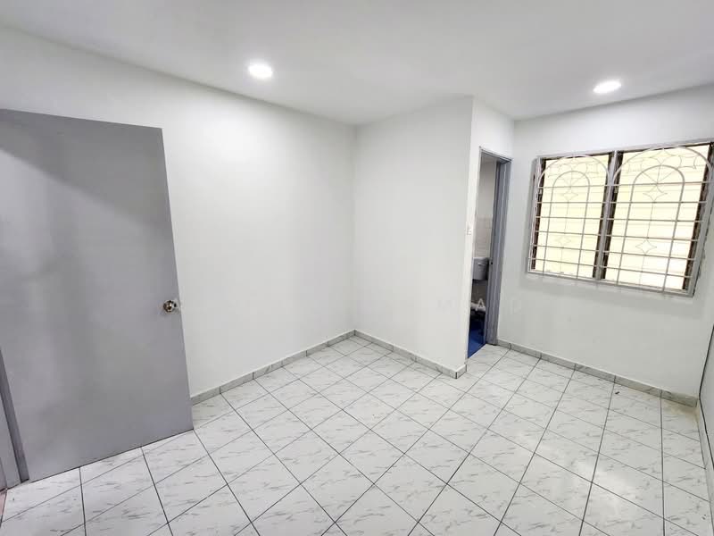 2-storey Terraced House for Sale in Taman Bukit Permai (Kajang) - Azman Ahmad - PropertyGuru.com.my