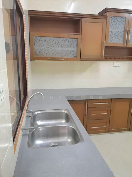 Damai puri desa aman puri untuk Untuk Dijual - RM 1,049,000, Feb 2026 - Kitchen - PropertyGuru.com.my