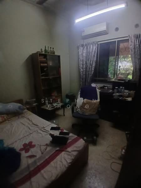 Semi-Detached House for Sale in Taman Majidee (Johor Bahru) - Stephen Chong - Bedroom - PropertyGuru.com.my