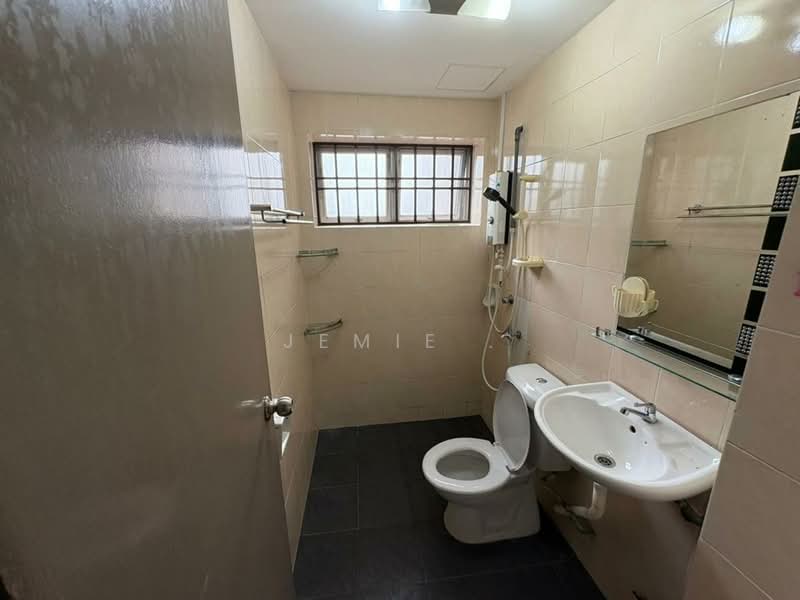 Prima Regency untuk Untuk Disewa - RM 1,800 /bulan, Feb 2026 - Bathroom - PropertyGuru.com.my
