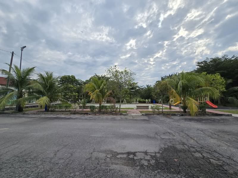 1-storey Terraced House for Sale in Sepang (Selangor) - Azman Ahmad - Exterior - PropertyGuru.com.my