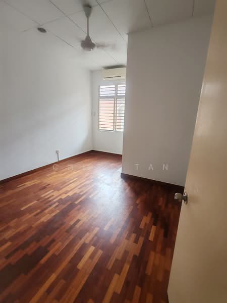 2-storey Terraced House for Sale in Kota Kemuning (Shah Alam) - Chloe Tan - Interior - PropertyGuru.com.my