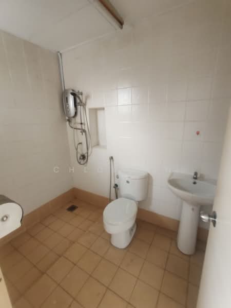 2-storey Terraced House for Sale in Kota Kemuning (Shah Alam) - Chloe Tan - Bathroom - PropertyGuru.com.my