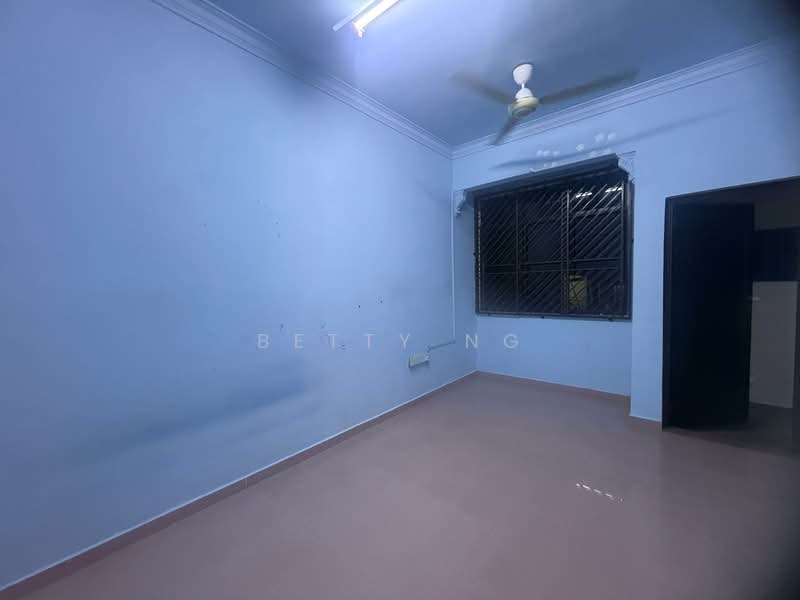 Taman Johor Jaya untuk Untuk Dijual - RM 700,000, Feb 2026 - PropertyGuru.com.my