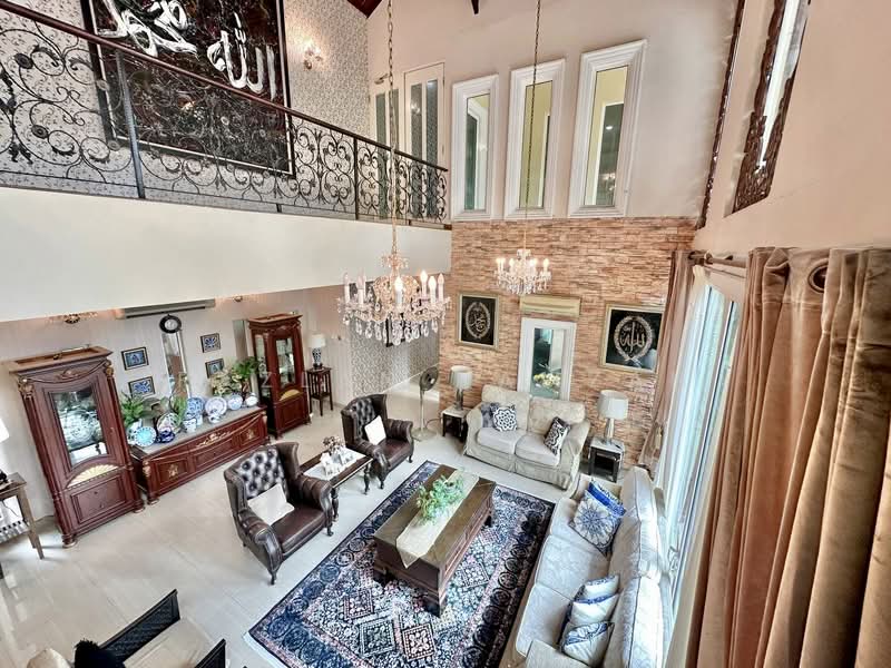 Impian Golf & Country Resort Saujana untuk Untuk Dijual - RM 2,900,000, Apr 2026 - Living Room - PropertyGuru.com.my