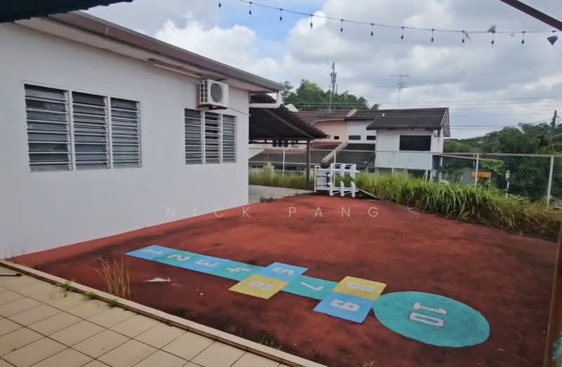 For Rent - taman pelangi