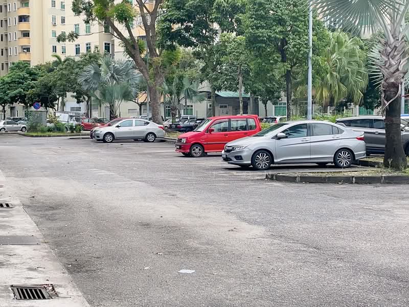 Apartment for Sale at Bayu Puteri 2 - Pei Lu On - Exterior - PropertyGuru.com.my