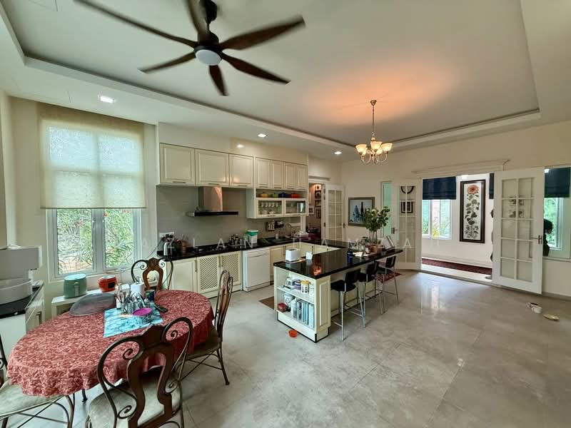 Bungalow for Sale in Kajang (Selangor) - Razlan Hamzah - Kitchen - PropertyGuru.com.my