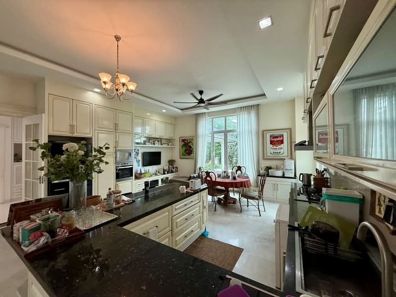 Bungalow for Sale in Kajang (Selangor) - Razlan Hamzah - Kitchen - PropertyGuru.com.my