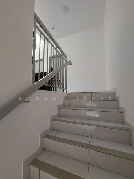 2-storey Terraced House for Sale in Puncak Alam (Selangor) - Rohana Ishak - Interior - PropertyGuru.com.my