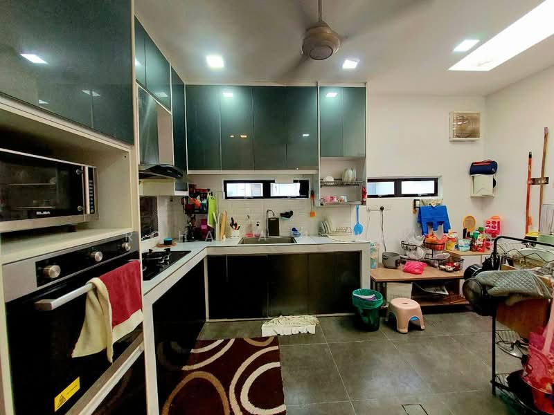 2-storey Terraced House for Sale in Puncak Alam (Selangor) - Rohana Ishak - Kitchen - PropertyGuru.com.my