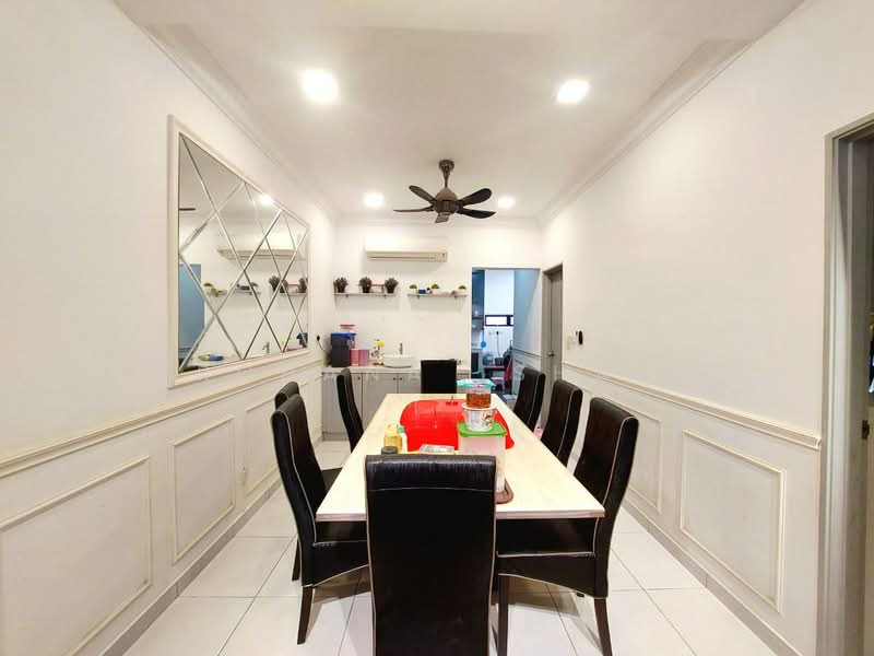2-storey Terraced House for Sale in Puncak Alam (Selangor) - Rohana Ishak - Dining Room - PropertyGuru.com.my