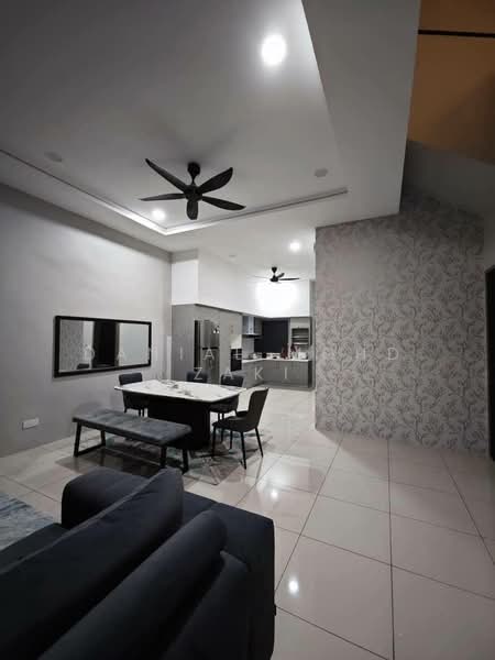 Hijauan Hills untuk Untuk Disewa - RM 1,800 /bulan, Mac 2026 - Living Room - PropertyGuru.com.my