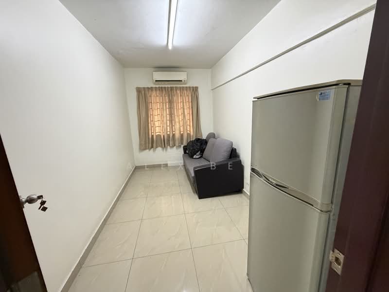 Lestari Apartment untuk Untuk Disewa - RM 1,100 /bulan, Feb 2026 - Living Room - PropertyGuru.com.my