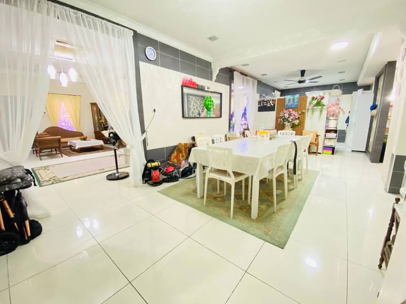 Setia Impian untuk Untuk Dijual - RM 1,100,000, Feb 2026 - Living Room - PropertyGuru.com.my