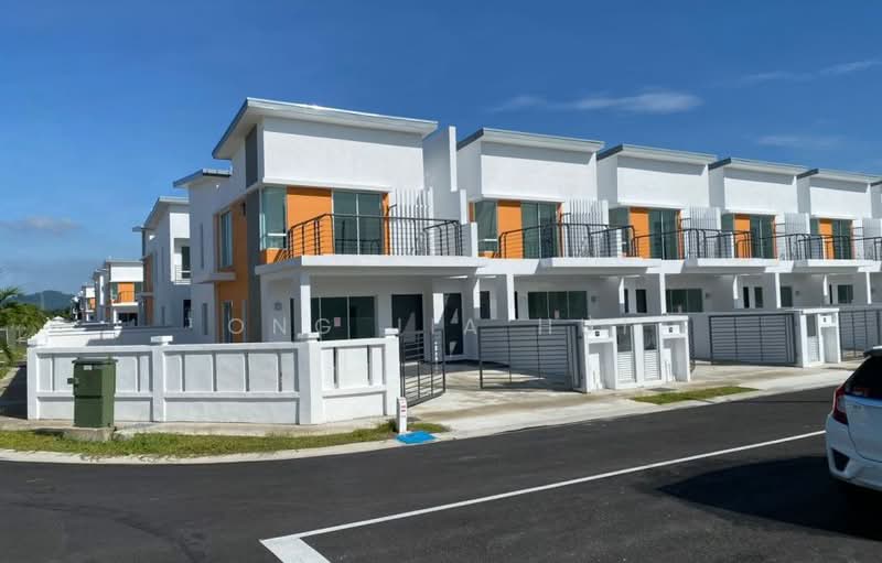Bandar Springhill, Port Dickson untuk Untuk Dijual - RM 700,000, Feb 2026 - Exterior - PropertyGuru.com.my