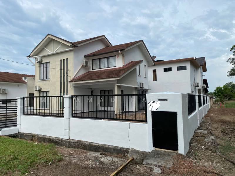 Bungalow for Sale in Taman Malawati Jaya (Kuala Selangor) - Mohamad Hanafi - Exterior - PropertyGuru.com.my