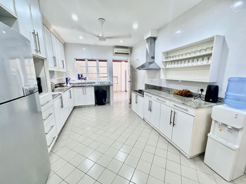 Bungalow for Sale in Ampang Jaya (Ampang) - Firdaussazwan Mustafa - Kitchen - PropertyGuru.com.my