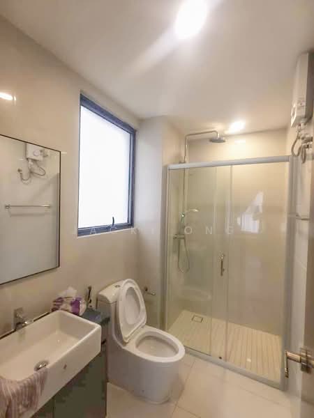Condominium for Rent at Bay Laurel @ Country Garden Danga Bay - Jacky Ong - Bathroom - PropertyGuru.com.my
