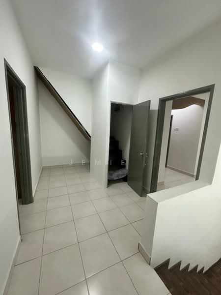 Taman Mount Austin untuk Untuk Disewa - RM 2,500 /bulan, Feb 2026 - Interior - PropertyGuru.com.my