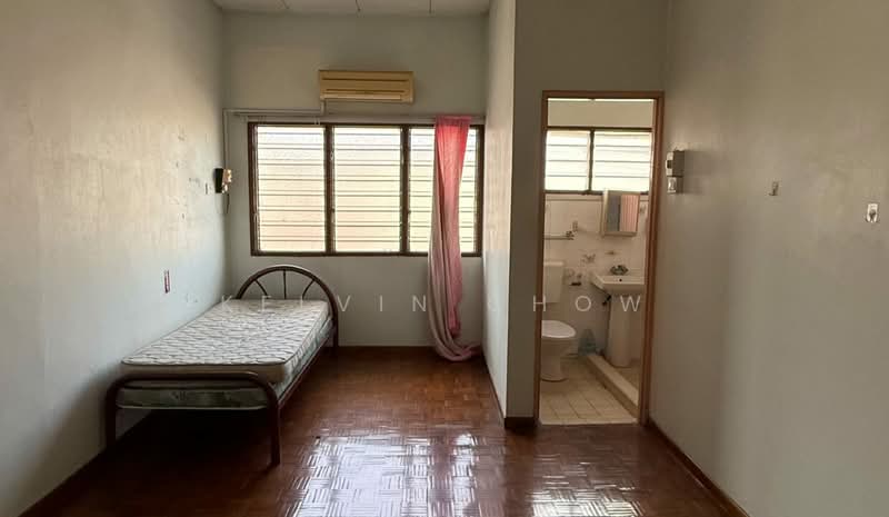 Menglembu Taman Rasi Double Storey House untuk Untuk Dijual - RM 350,000, Feb 2026 - Bedroom - PropertyGuru.com.my