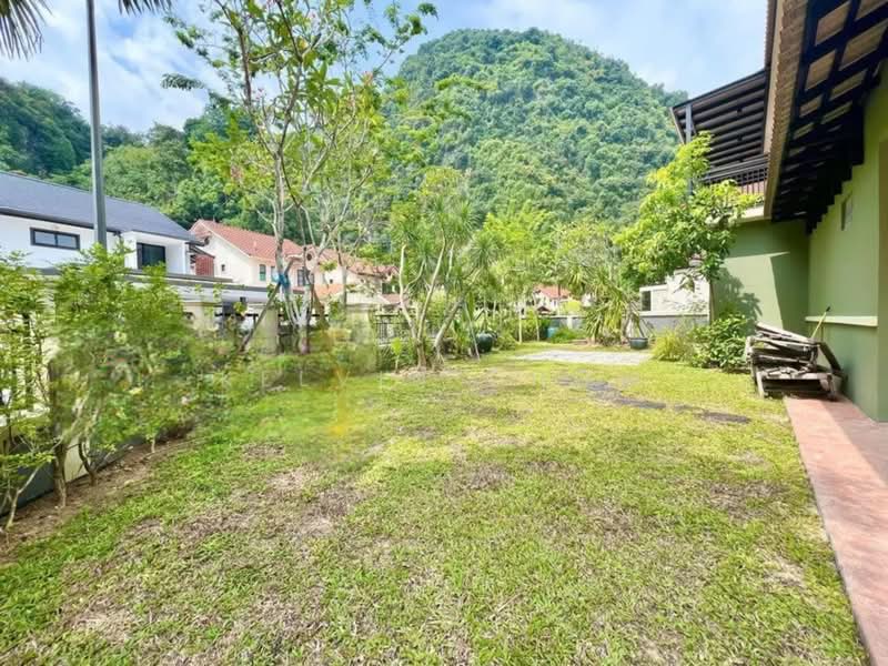 Ipoh Sunway Lakeside Villa Bungalow Corner House untuk Untuk Dijual - RM 1,450,000, Feb 2026 - Exterior - PropertyGuru.com.my