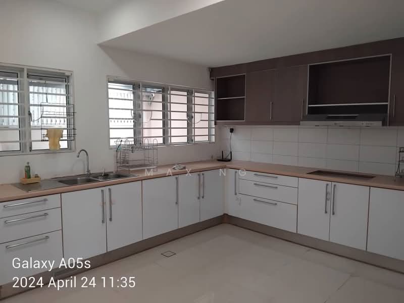 Jalan Bintang untuk Untuk Dijual - RM 1,950,000, Mac 2026 - Kitchen - PropertyGuru.com.my