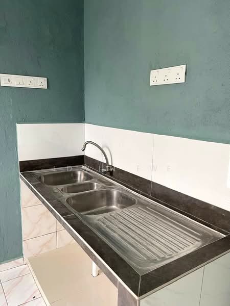 Bungalow for Rent in Taman Cantik (Ayer Itam) - Edwin Ewe - Kitchen - PropertyGuru.com.my