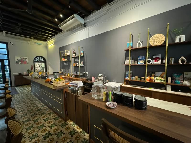 Georgetown 2.5 Storey Shop Move In Condition 3000sf untuk Untuk Disewa - RM 7,000 /bulan, Feb 2026 - Interior - PropertyGuru.com.my