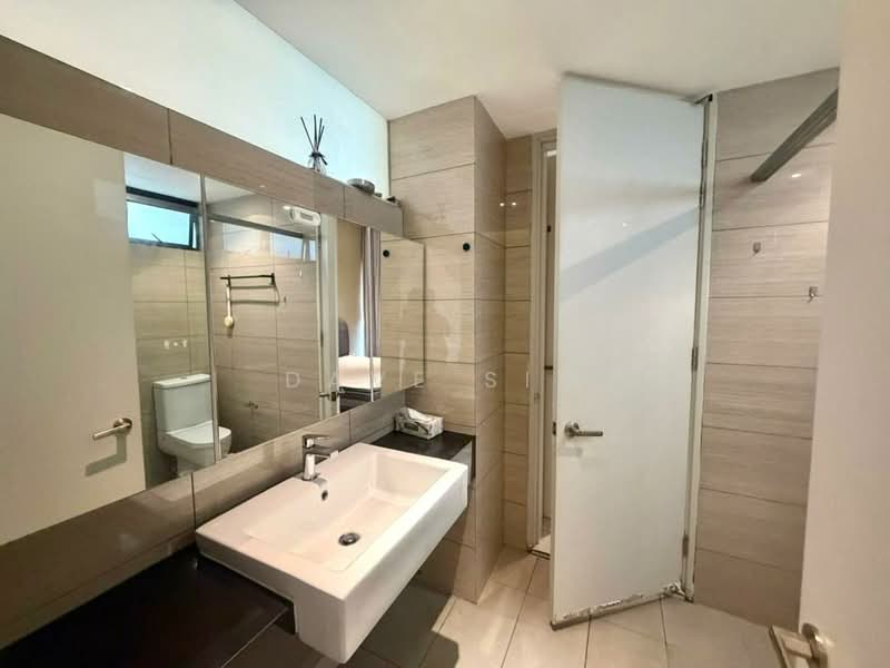 Condominium for Rent at The WaterEdge (Pinggiran Air) - Dave Sim - Bathroom - PropertyGuru.com.my
