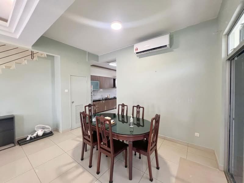 2-storey Terraced House for Sale in Johor Bahru (Johor) - Nelson Tan Poh Kiong - Dining Room - PropertyGuru.com.my