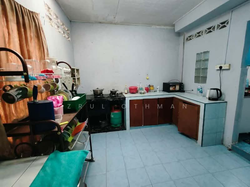 Taman Desa Dahlia untuk Untuk Dijual - RM 260,000, Feb 2026 - Kitchen - PropertyGuru.com.my