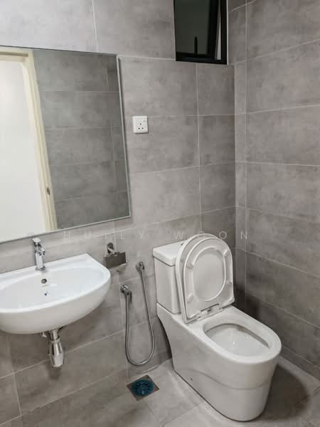 Summit @ Lagoon Residences untuk Untuk Disewa - RM 2,600 /bulan, Feb 2026 - Bathroom - PropertyGuru.com.my