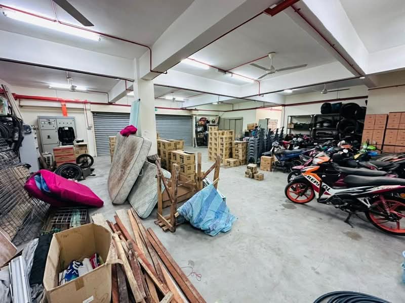 Commercial Bungalow for Sale in Kawasan Perindustrian Pasir Gudang (Pasir Gudang) - Ruby Teow - Interior - PropertyGuru.com.my