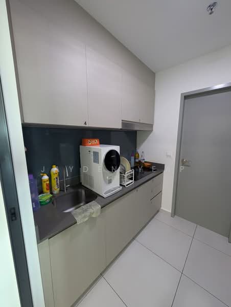 Service Residence for Rent at Sinaran @ Utropolis - Jayden Yeap - Kitchen - PropertyGuru.com.my