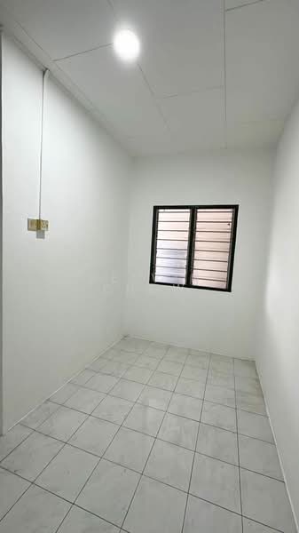 2-storey Terraced House for Sale in Lahat (Perak) - Kelvin Chow - PropertyGuru.com.my