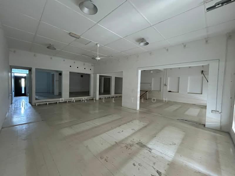 Shop for Rent in Persiaran Gurney (George Town) - Daniel Teoh - Interior - PropertyGuru.com.my