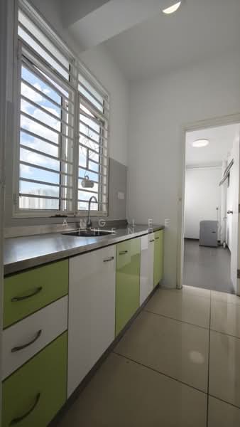 Arena Residence untuk Untuk Disewa - RM 2,000 /bulan, Mac 2026 - Kitchen - PropertyGuru.com.my