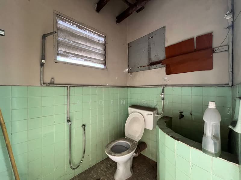 Warehouse for Rent in Mergong (Alor Setar) - Jayden Geh - Bathroom - PropertyGuru.com.my