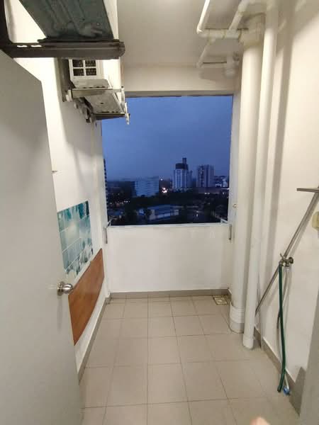 Servis Apartment untuk Dijual di Seasons Amara Larkin - Lewis Tai - Balcony - PropertyGuru.com.my