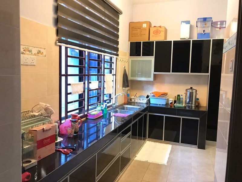 Diamond II, Genting Indahpura untuk Untuk Dijual - RM 780,000, Feb 2026 - Kitchen - PropertyGuru.com.my