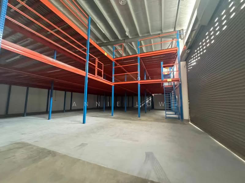 Factory for Rent in Taman Perindustrian Cemerlang (Ulu Tiram) - Annie Low - Interior - PropertyGuru.com.my