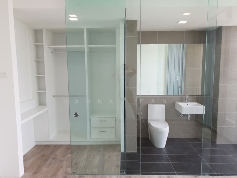 Condominium for Rent at Lakefront Residence - Hannah Tan - Bathroom - PropertyGuru.com.my