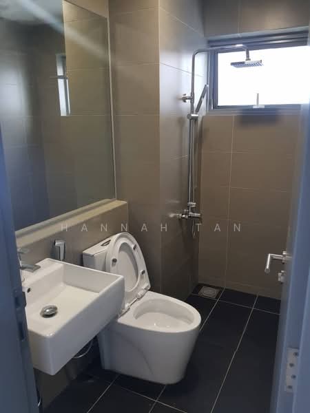 Condominium for Rent at Lakefront Residence - Hannah Tan - Bathroom - PropertyGuru.com.my