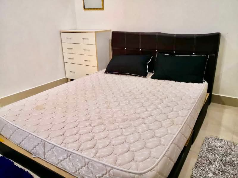 Condominium for Rent at Shaftsbury Residence - Kar Hooi - Bedroom - PropertyGuru.com.my