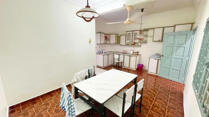 2-storey Terraced House for Sale in Ampang Jaya (Ampang) - Atikah Azman - Kitchen - PropertyGuru.com.my