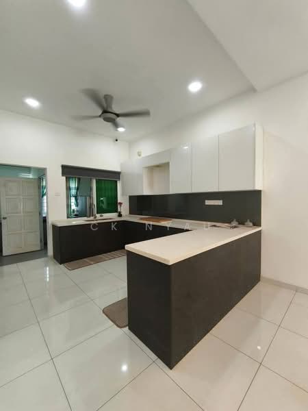 Untuk Disewa - Ipoh botani beringin fully furnished 2 storey house for rent