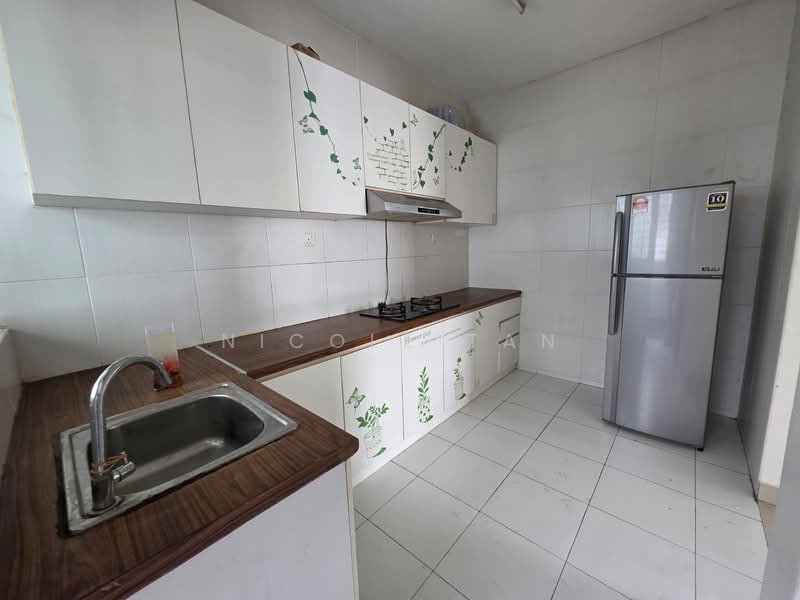 Apartment for Sale at The Pines Residence - Nicole Tan - Kitchen - PropertyGuru.com.my