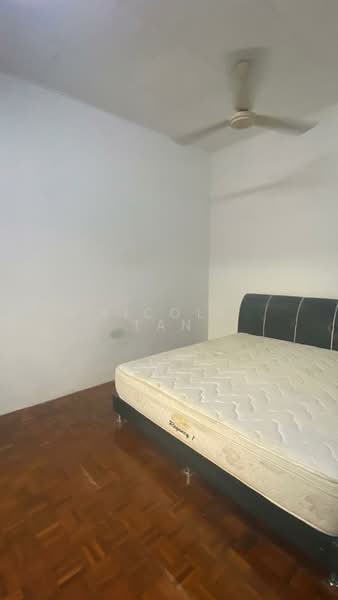 2-storey Terraced House for Sale in Taman Bukit Mewah (Tampoi) - Nicole Tan - Bedroom - PropertyGuru.com.my